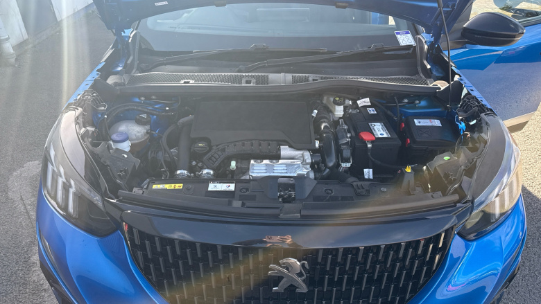 Peugeot 2008 1.2 PureTech 130 GT Line 5dr Petrol Estate